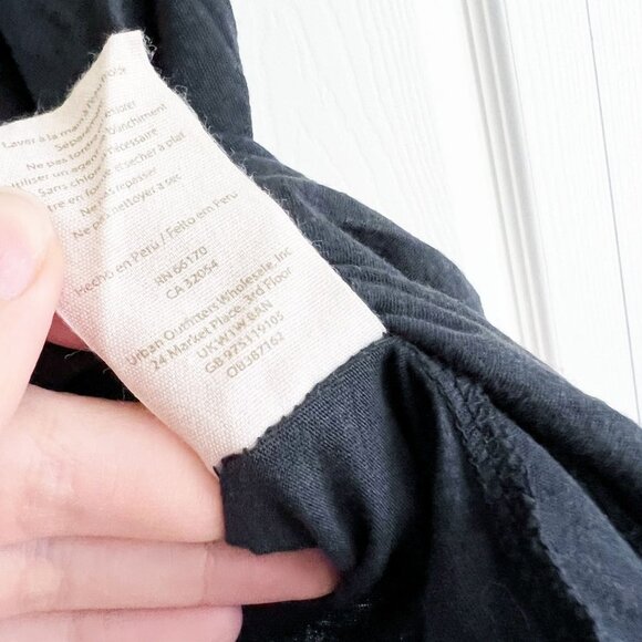 Free People Black Cowl Neck Short Sleeve Cotton Blend Tee Women's Size Small S - Picture 6 of 6